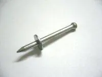 Hřeb nastřel.54 DQ s podložkou