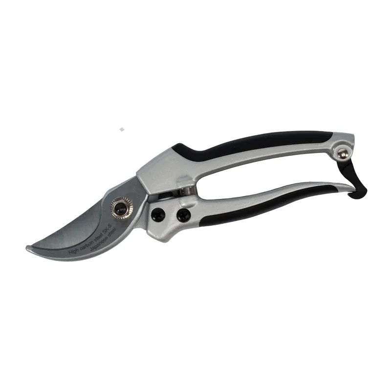 AKCE XT Nůžky zahradnické kovové, pogumovaná rukojeť SK5, 205 mm XTLINE