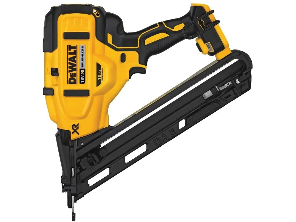 Aku hřebíkovačka bezuhlíková dokončovací 18V DCN650N DeWALT (bez aku a nabíječky)