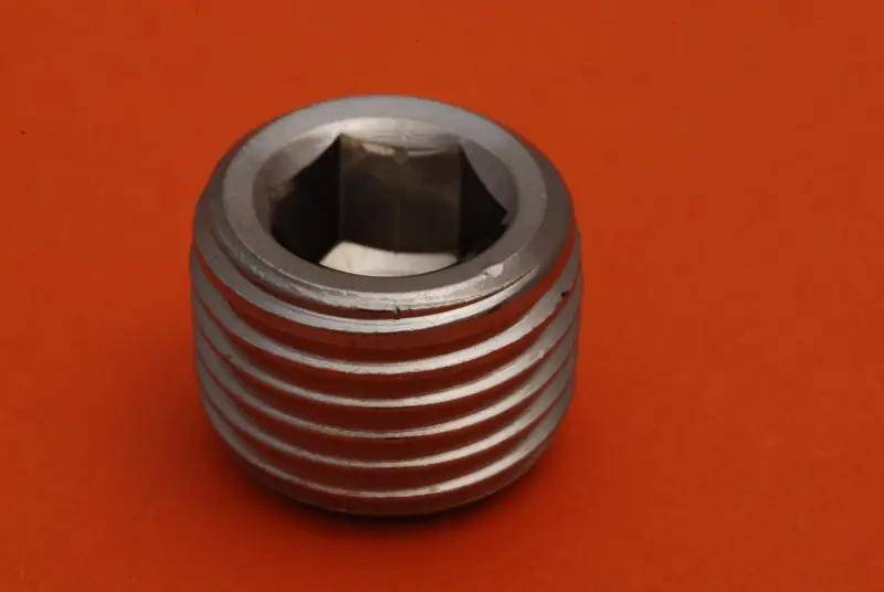 kuželová zátka M 8x1 DIN 906/A2
