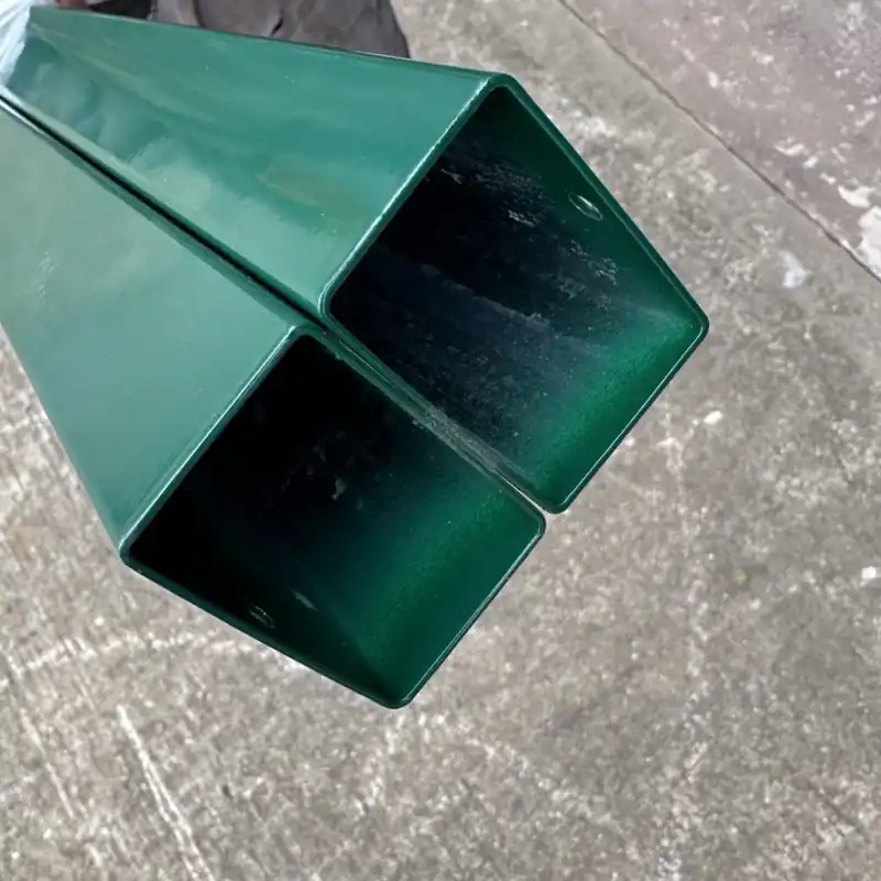 Plotový sloupek PVC – 60/40/1,5/2000 mm