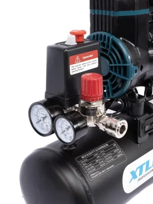 XT2008 Kompresor bezolejový 900 W, 6 L XTline